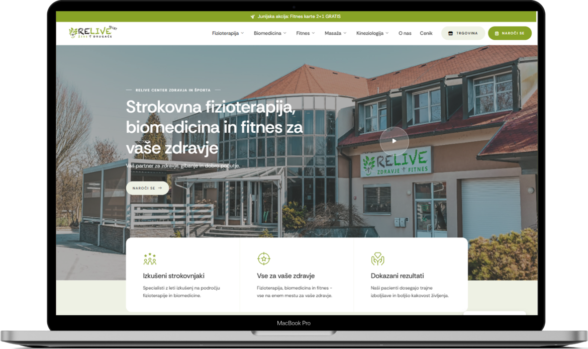 Domača stran Relive Center Zdravja na prenosniku, s fotografijo centra in naslovom o fizioterapiji, biomedicini in fitnesu